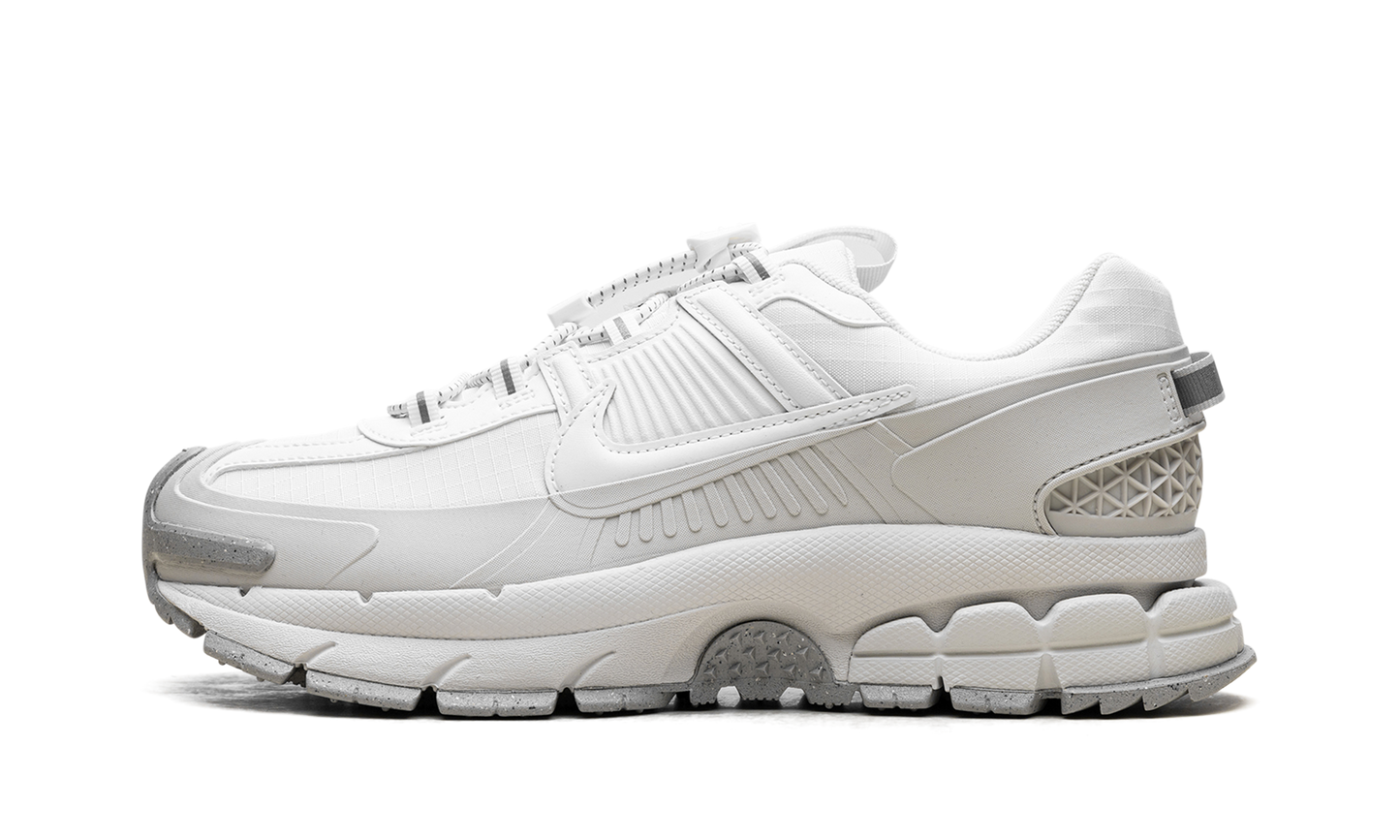 Zoom Vomero Roam WMNS "Summit White"