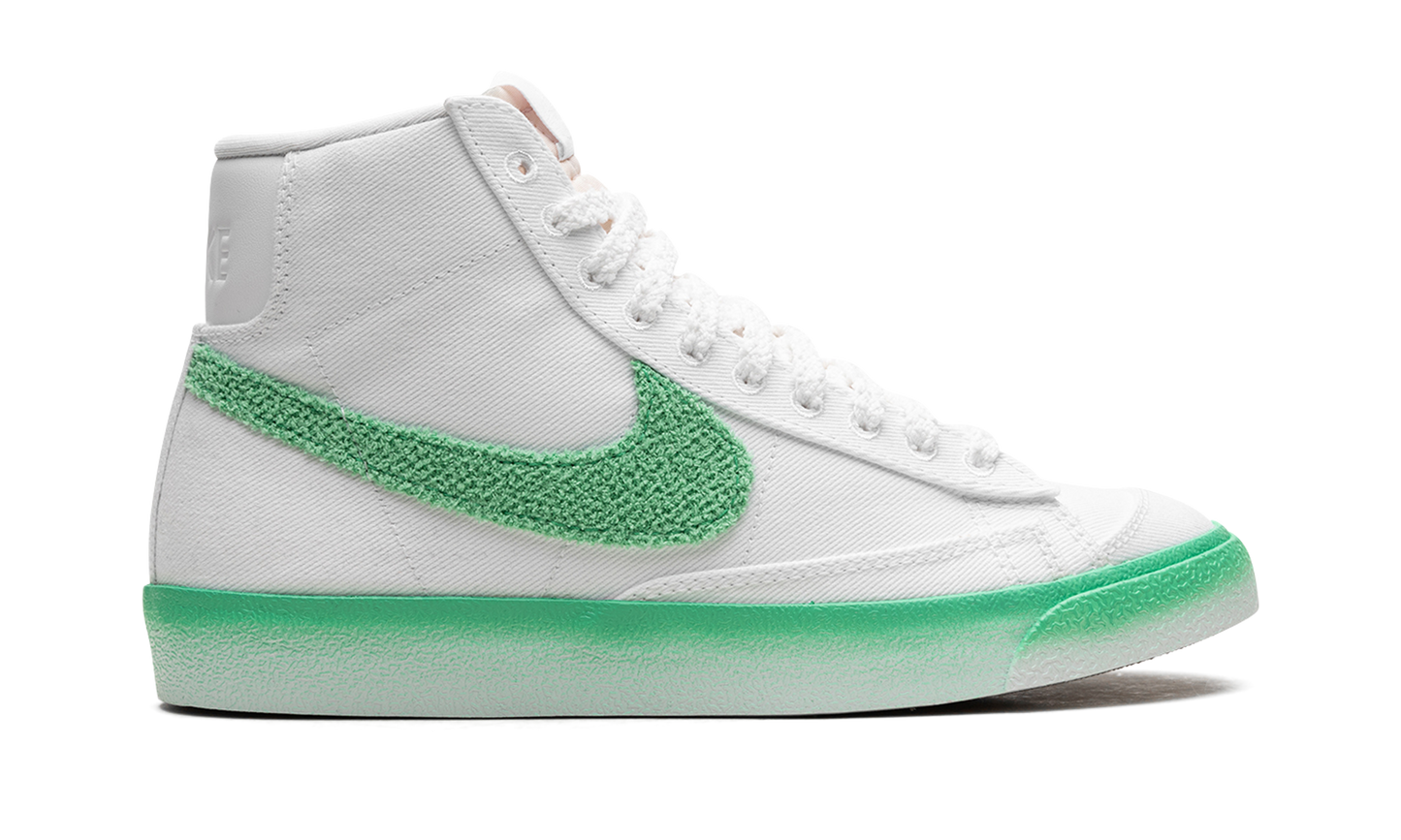 BLAZER MID '77 WMNS "Green Fade"
