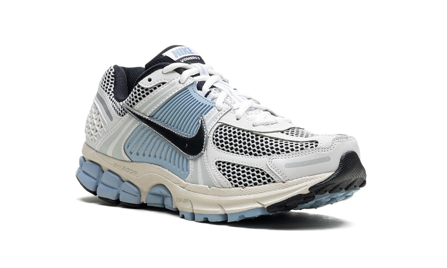 Air Zoom Vomero 5 WMNS "LIGHT ARMORY BLUE"