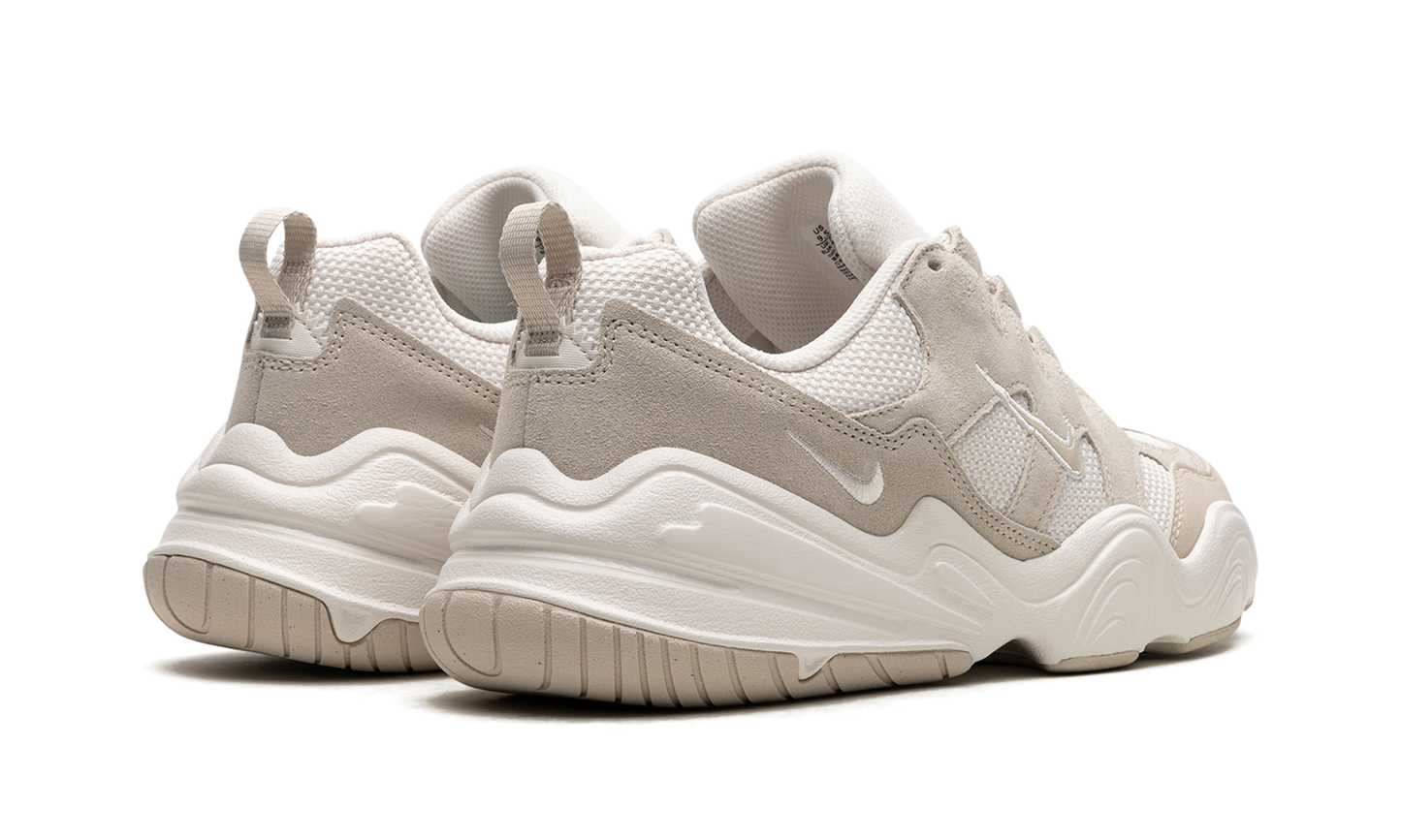TECH HERA WMNS "Light Orewood brown"