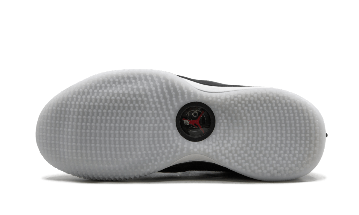 Air Jordan 33 "Chinese New Year"