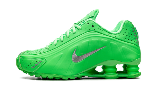 Shox R4 WMNS "Green Strike"
