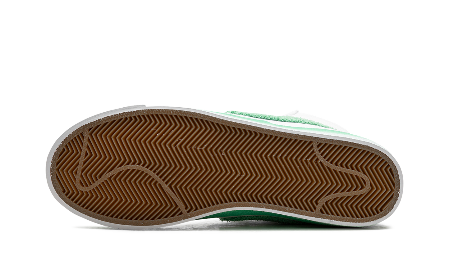 BLAZER MID '77 WMNS "Green Fade"