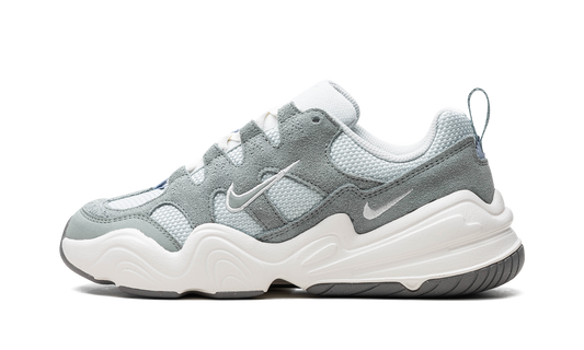 Tech Hera WMNS "Mica Green Grey"
