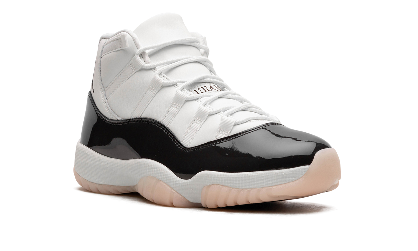 AIR JORDAN 11 WMNS "Neapolitan"