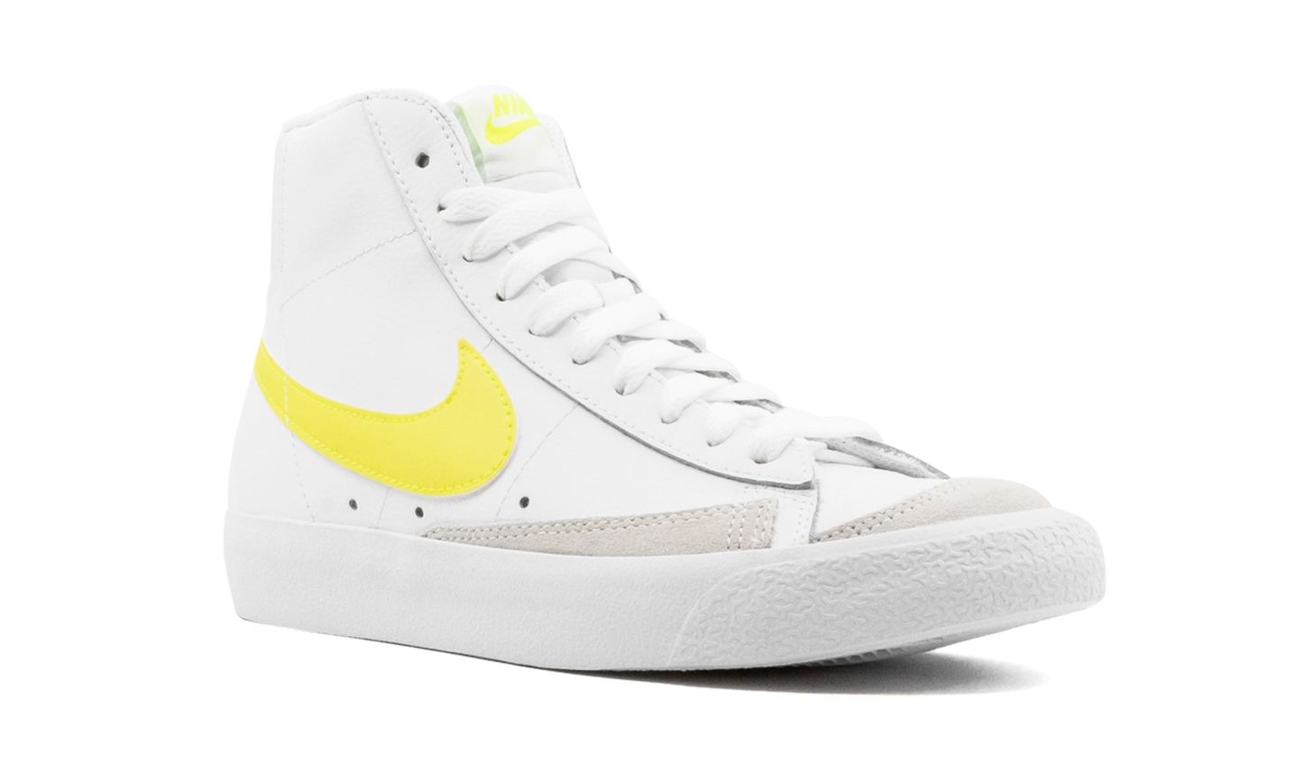 BLAZER MID '77 WMNS "Lemon Venom"