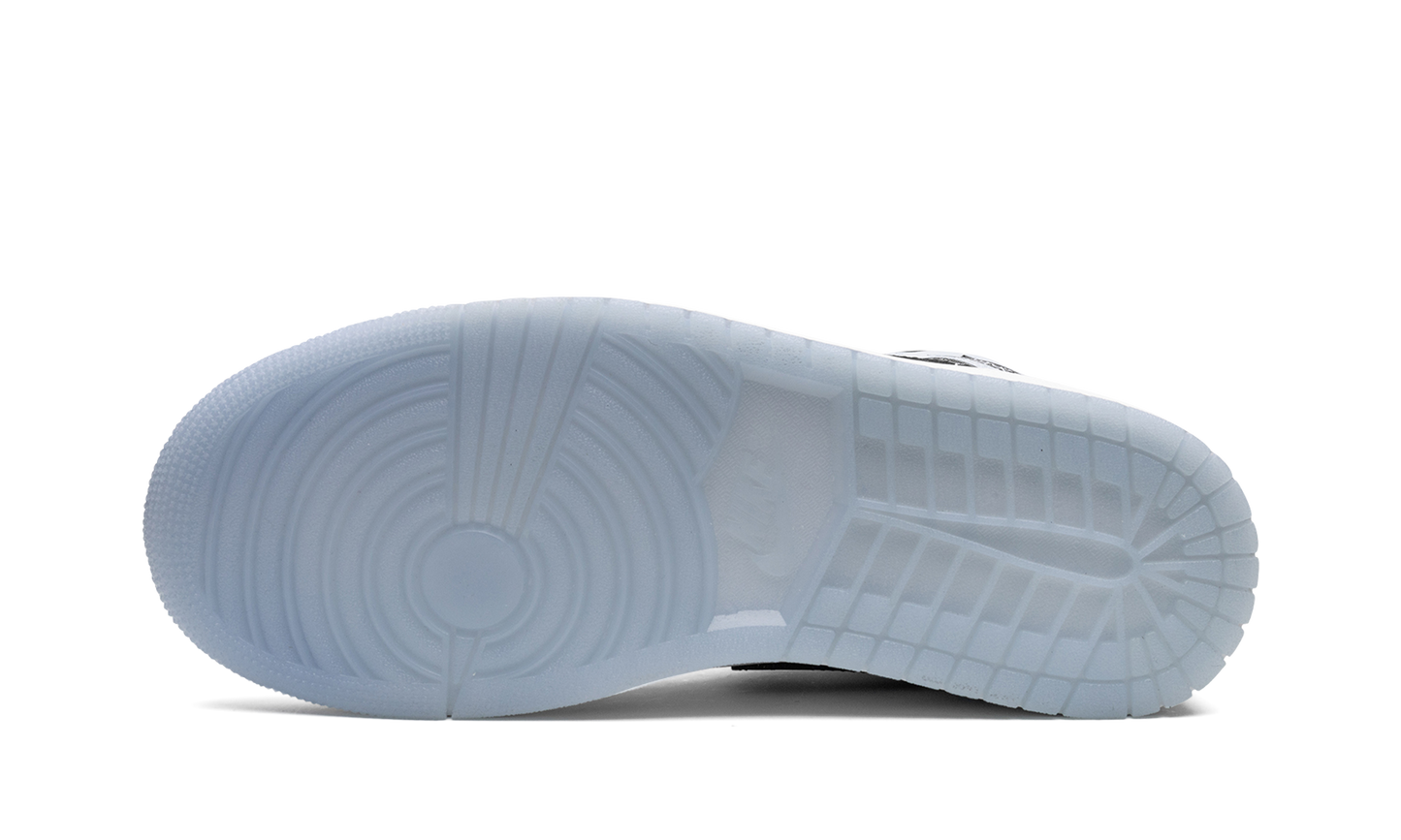 Air Jordan 1 Mid SE "Ice Blue"