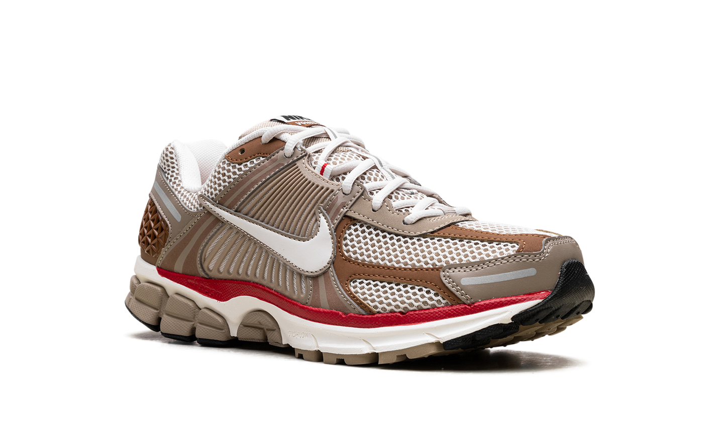 Zoom Vomero 5 WMNS "Khaki Phantom"