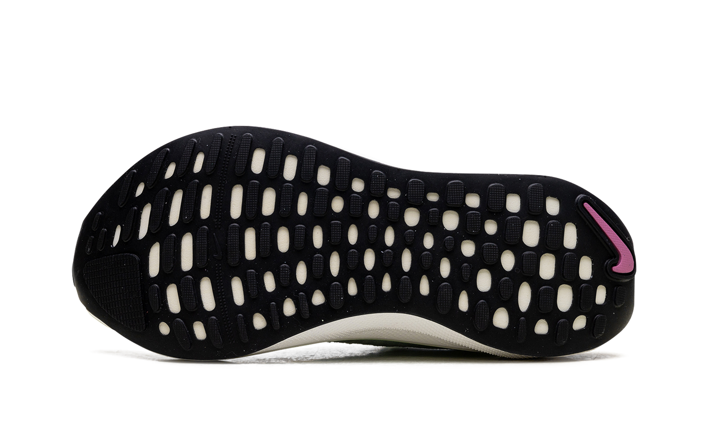 ReactX Infinity Run 4 WMNS "Barely Green"