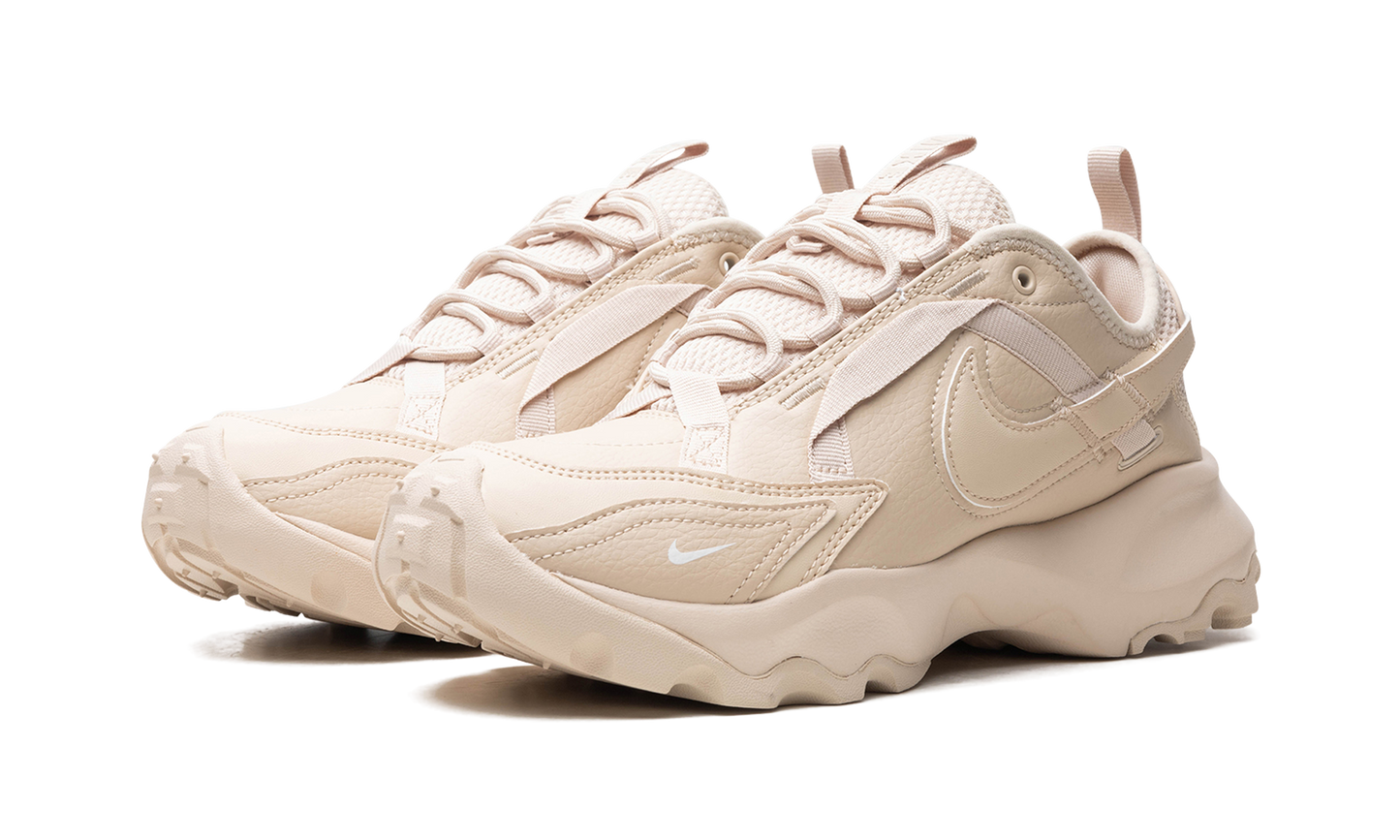 TC 7900 Wmns "Sand Drift"