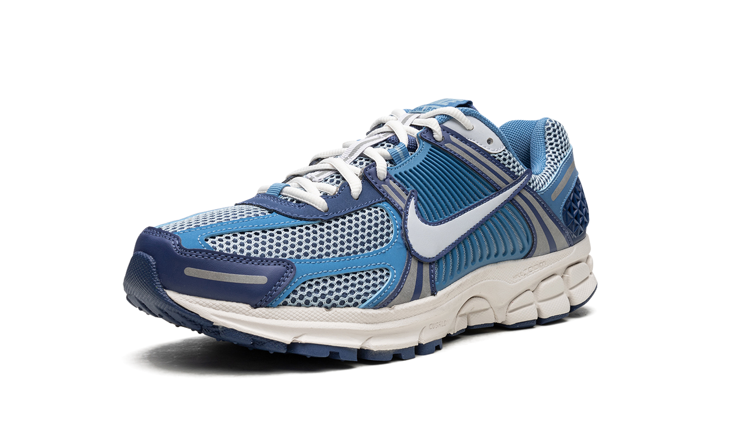 Zoom Vomero 5 "Worn Blue"