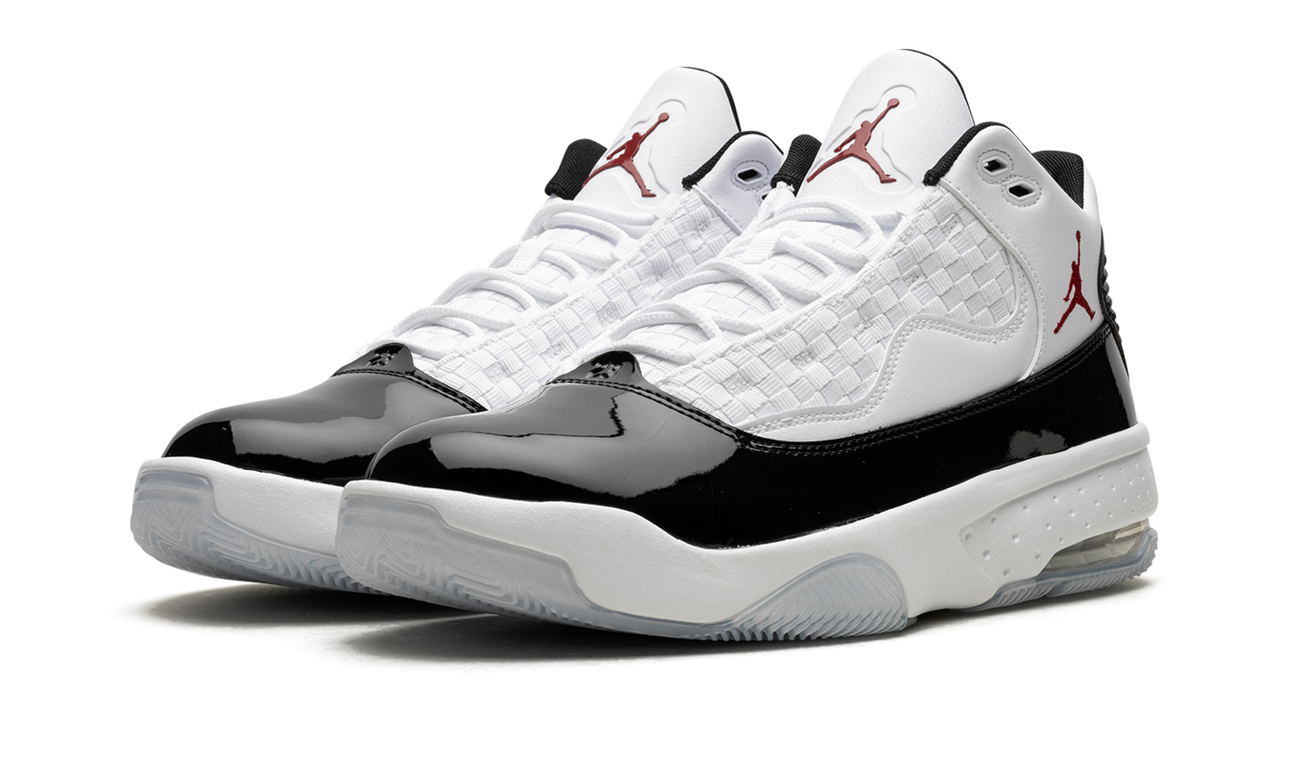 Jordan Max Aura 2 "Gym Red"