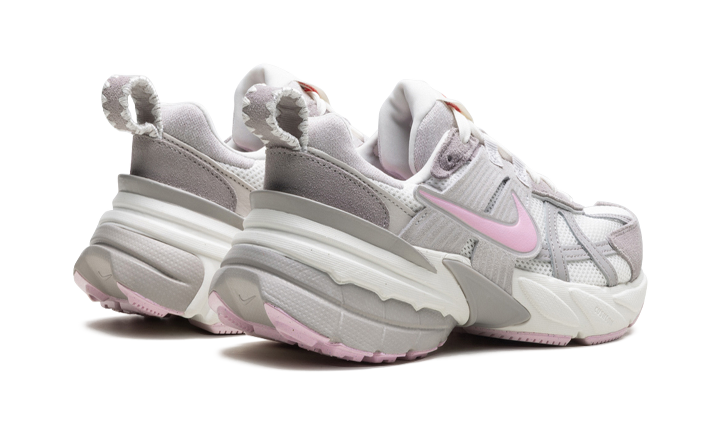V2K Run WMNS "Valentine's Day 2025"