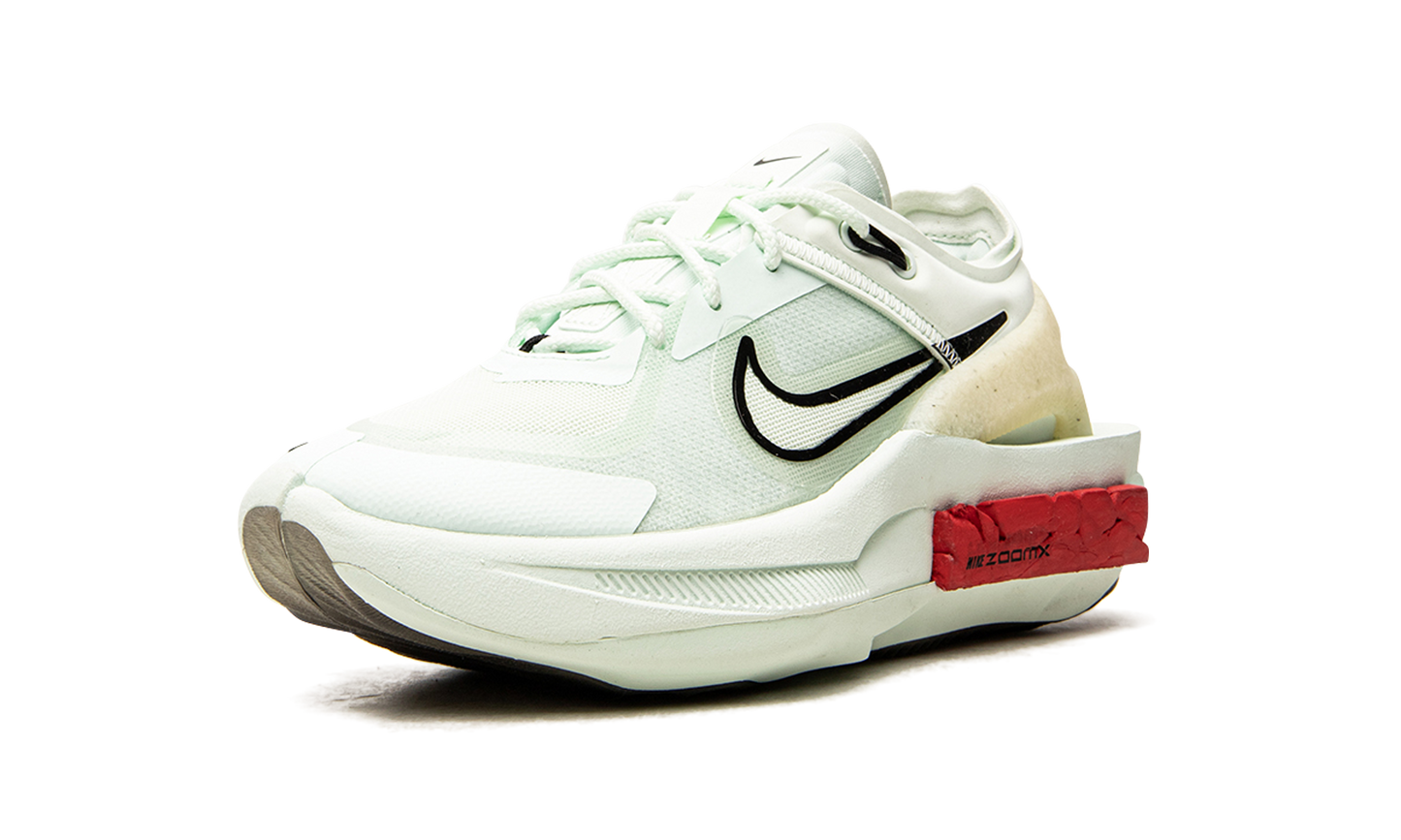 FONTANKA EDGE WMNS "Barely Green"