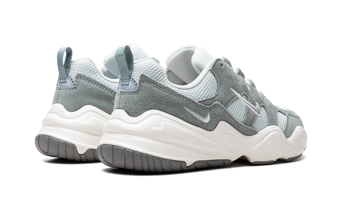 Tech Hera WMNS "Mica Green Grey"
