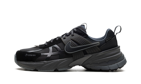V2K Run WMNS "Gore-Tex Black Iron Grey"