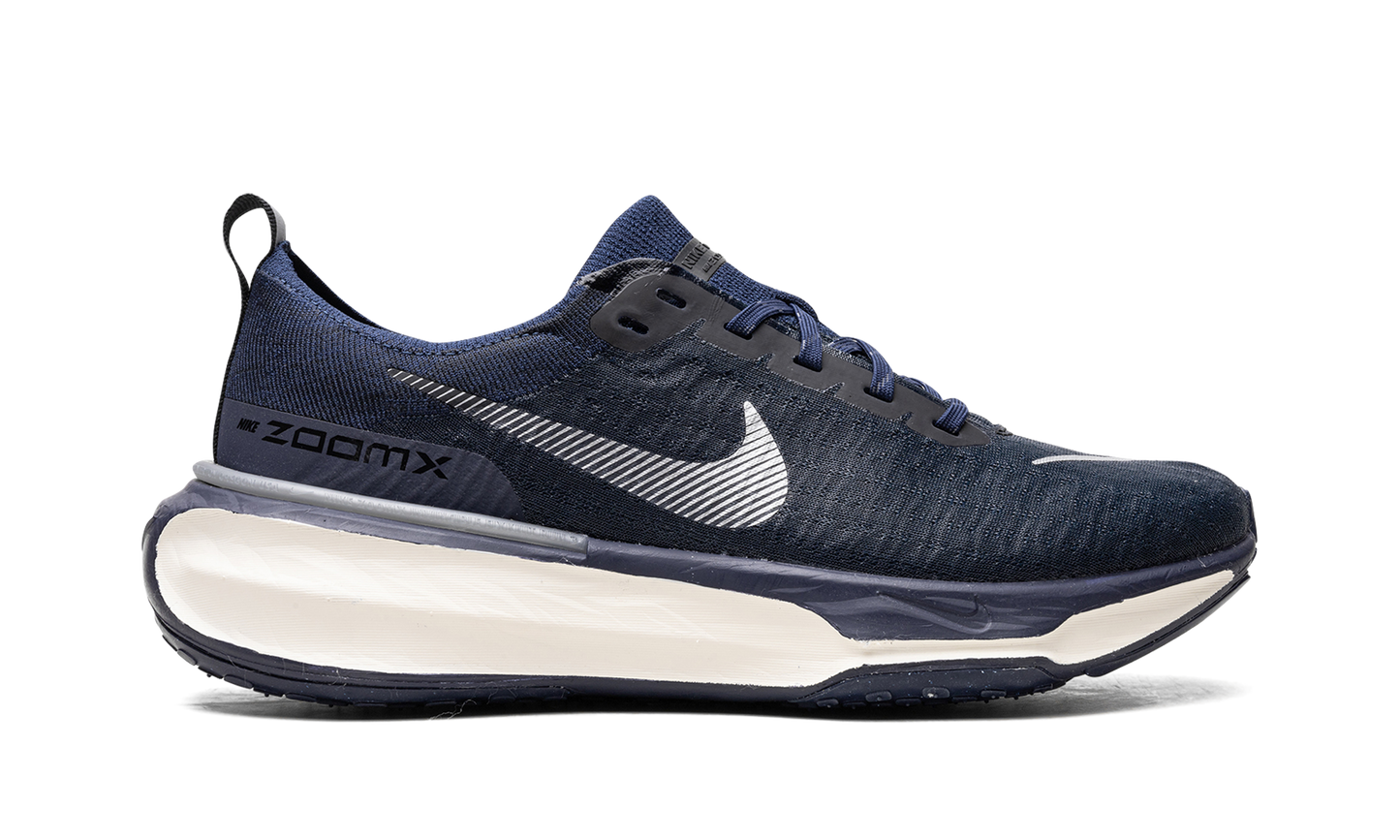 ZoomX Invincible Run 3 "College Navy"