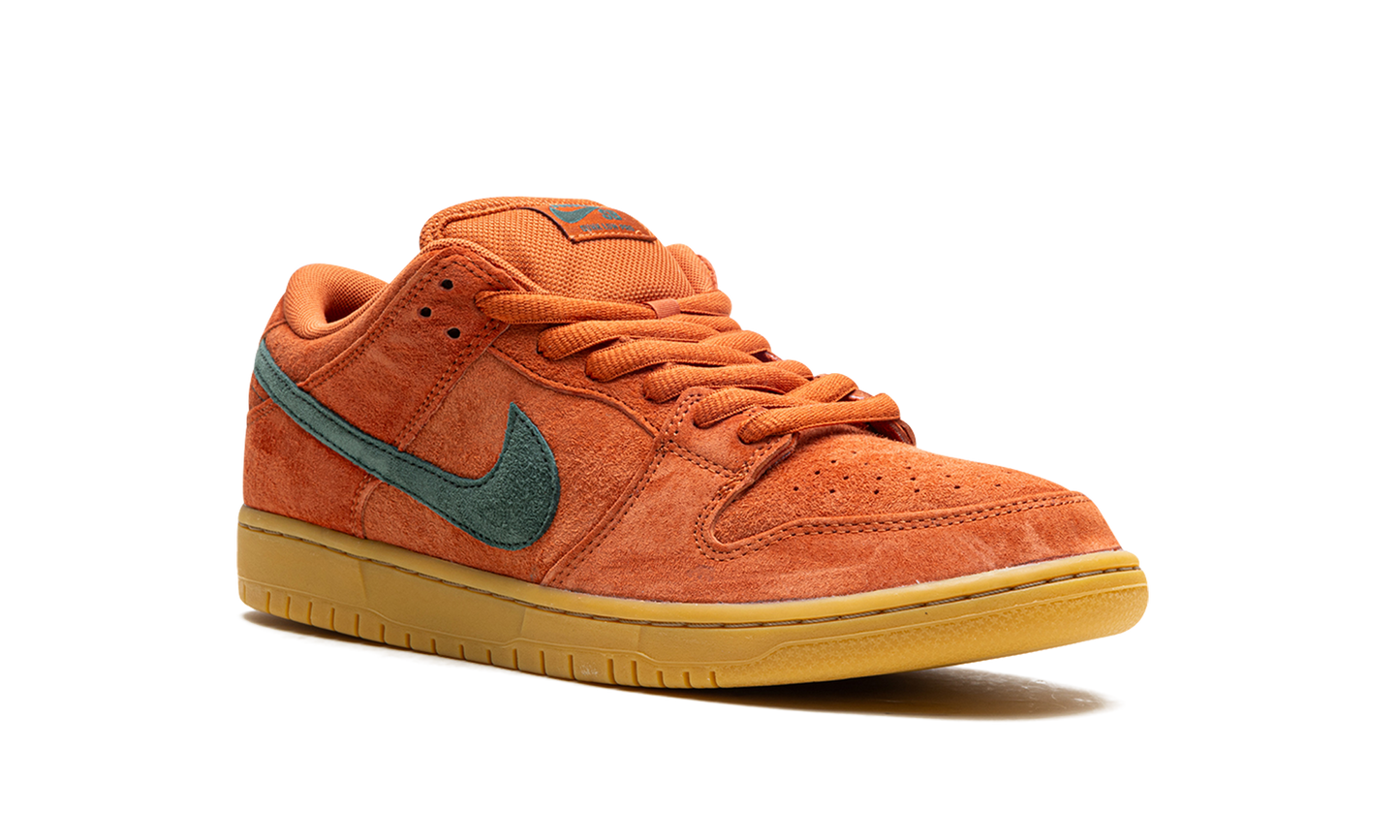 Nike SB Dunk Low Pro "Burnt Sunrise"