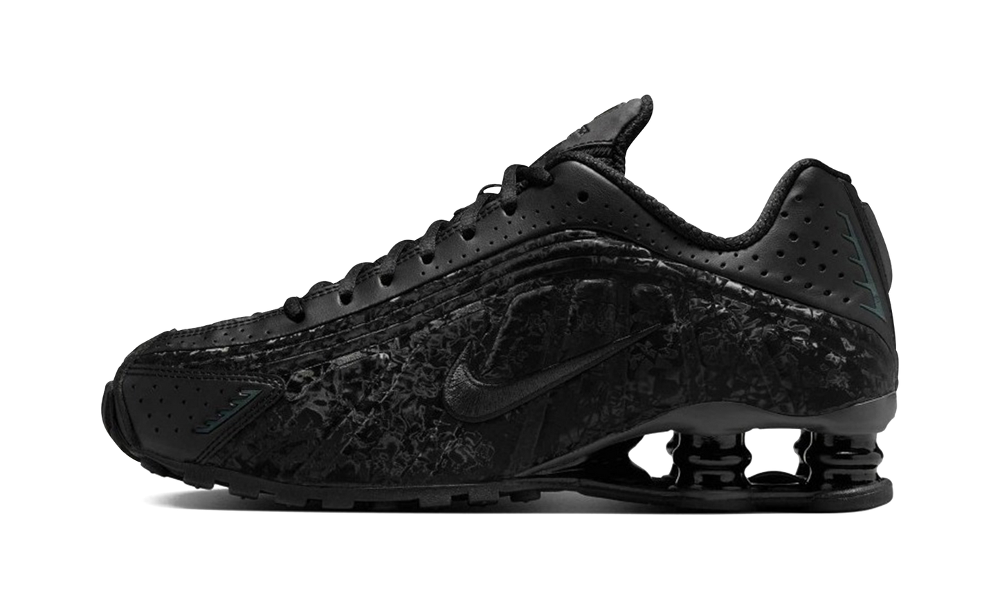 Shox R4 WMNS "Black Floral"