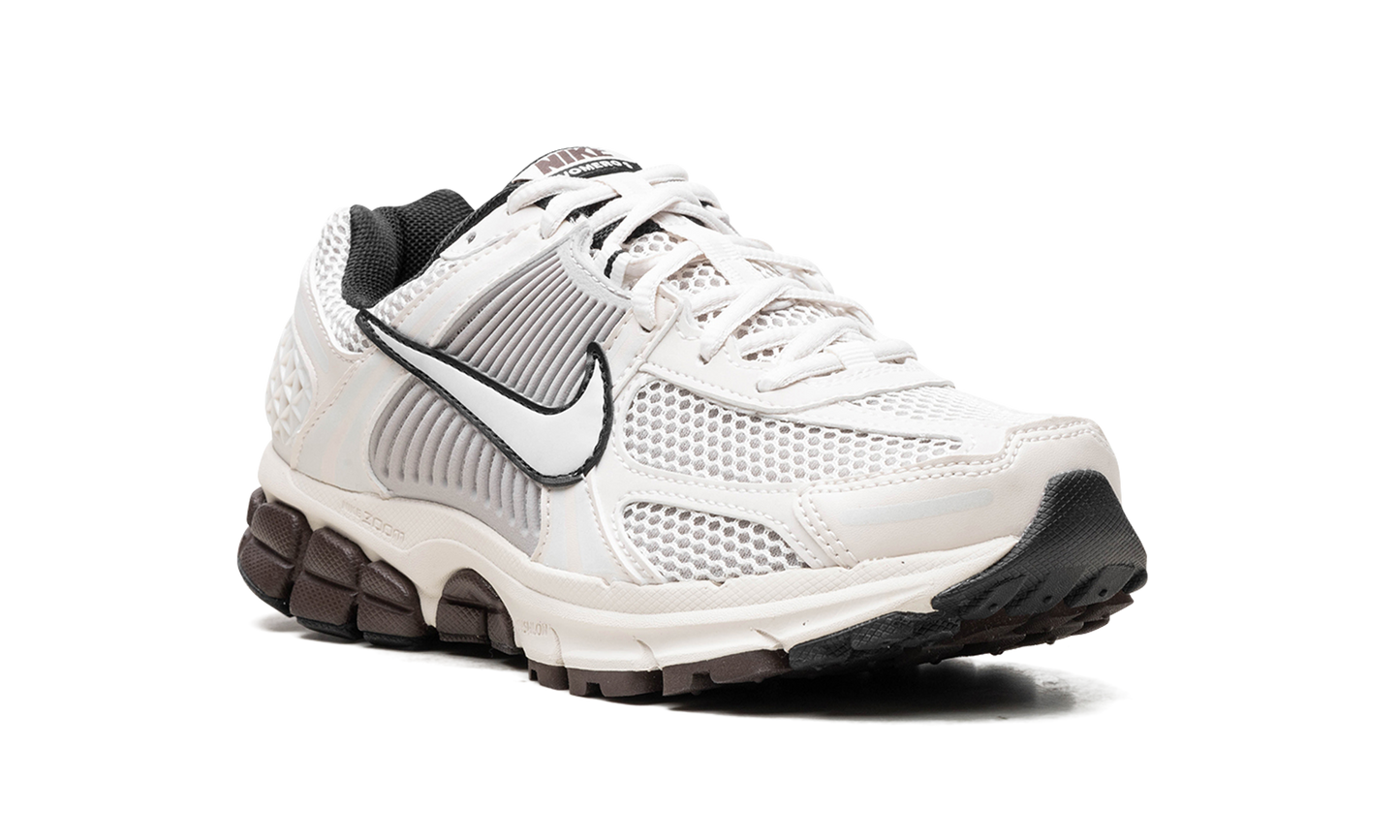 Air Zoom Vomero 5 WMNS "Phantom"