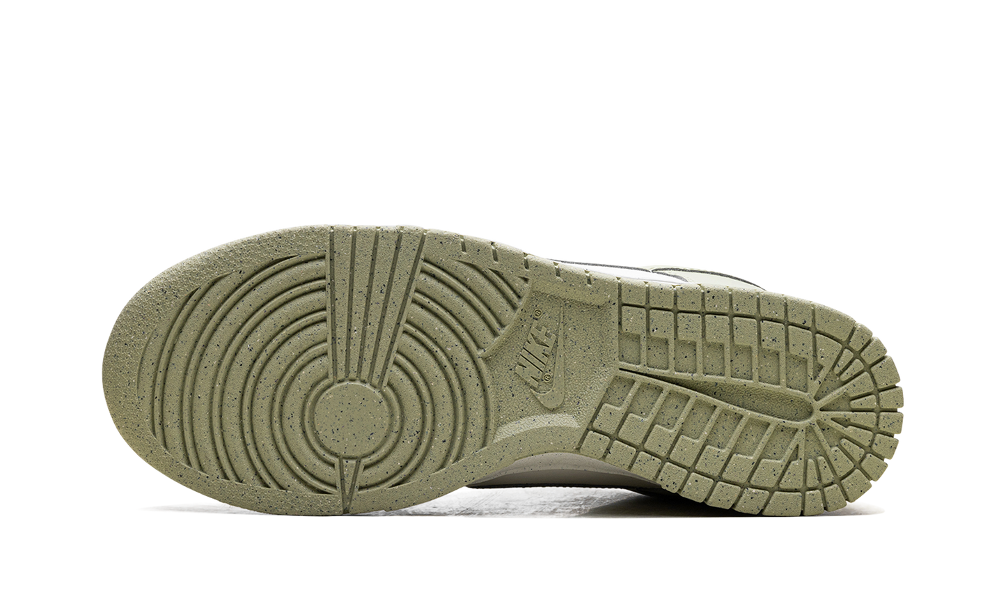Dunk Low Next Nature WMNS "Olive Aura"