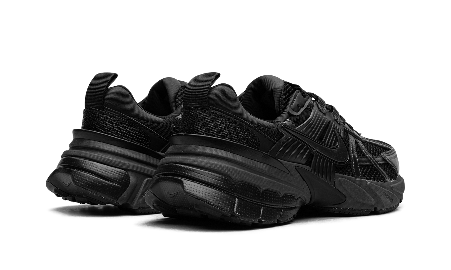 V2K Run WMNS "Black Anthracite"