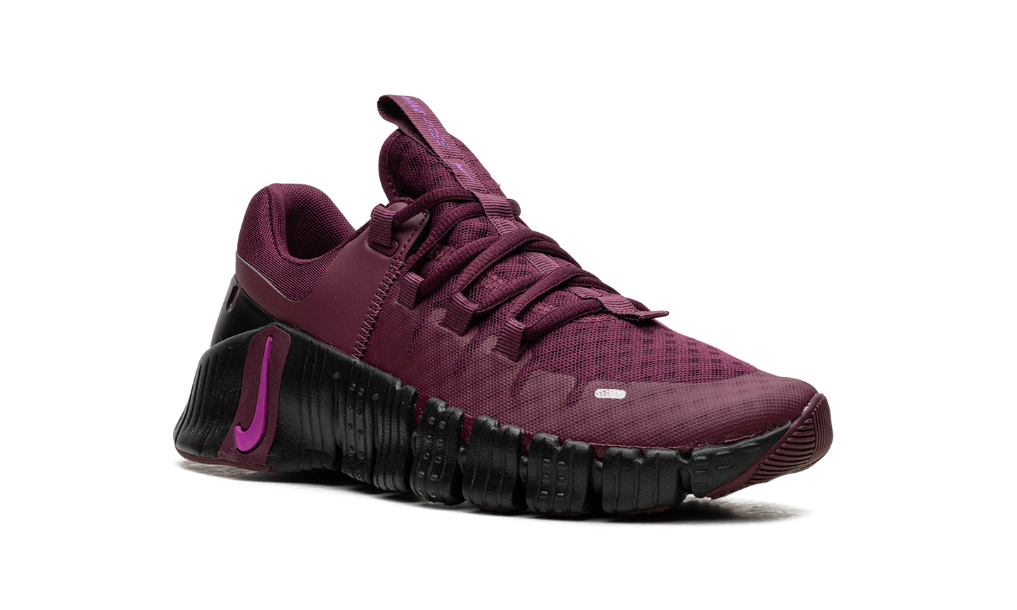 Free Metcon 5 Wmns "Vivid Purple"
