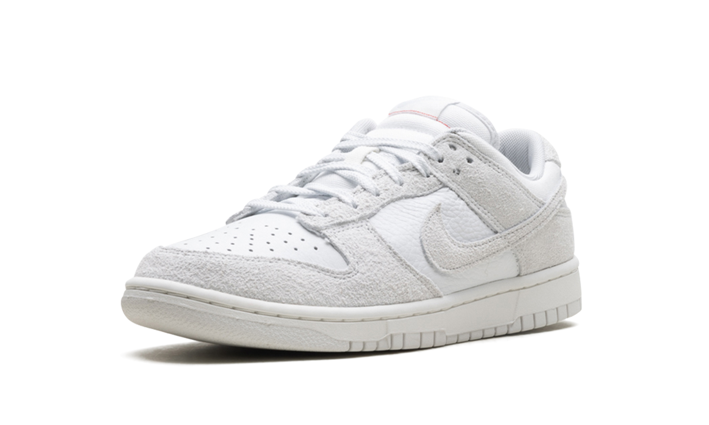 Dunk Low WMNS "Summit White Photon Dust"