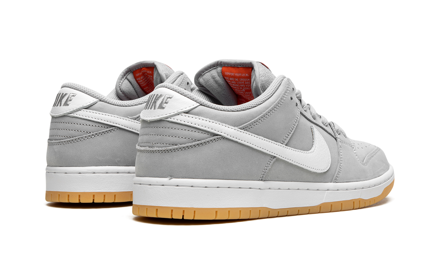 SB Dunk Low Pro ISO "Grey / Gum"