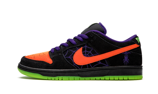 SB Dunk Low "Night of Mischief"