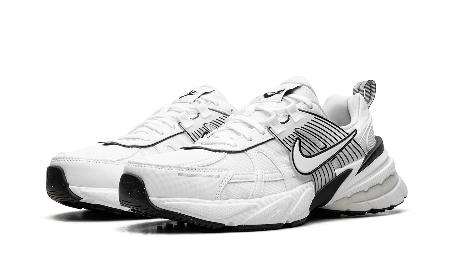 V2K Run WMNS "White/White-Platinum Tint"