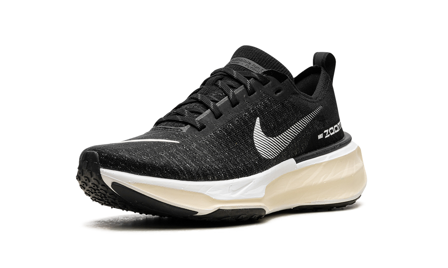 ZOOMX INVINCIBLE RUN 3 WMNS "Black White"