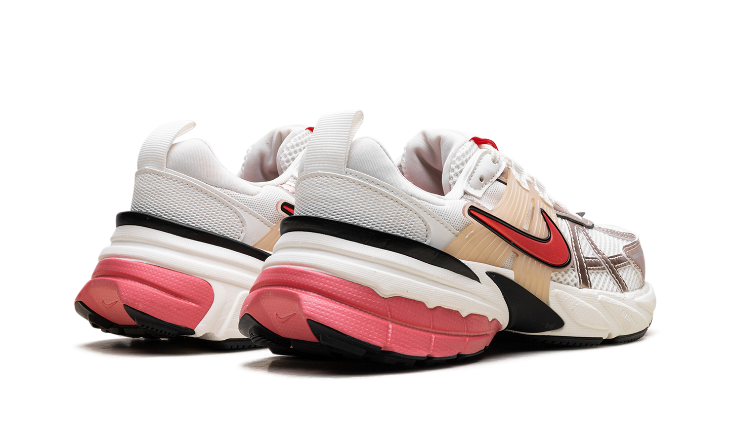 V2K Run WMNS "Pink"