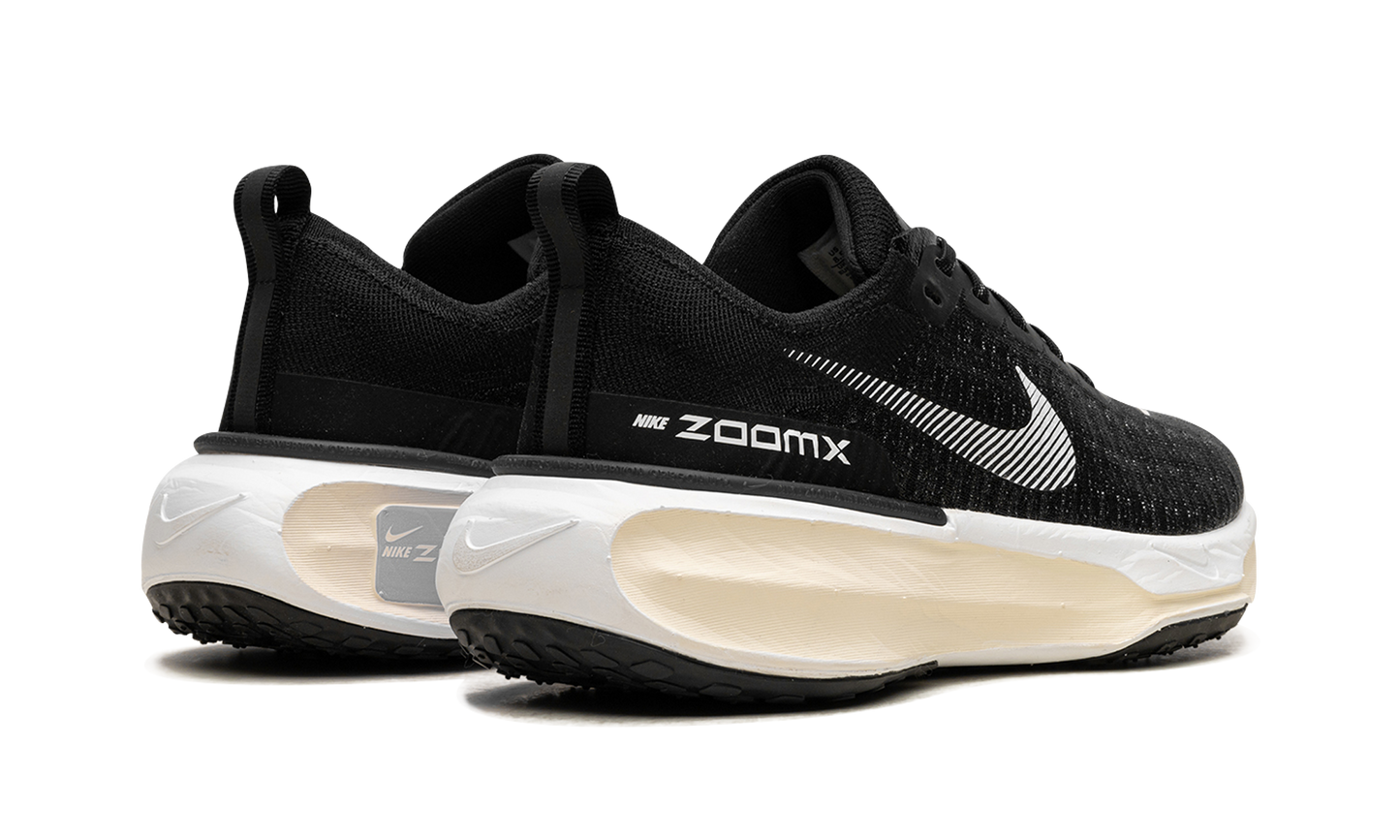 ZOOMX INVINCIBLE RUN 3 WMNS "Black White"