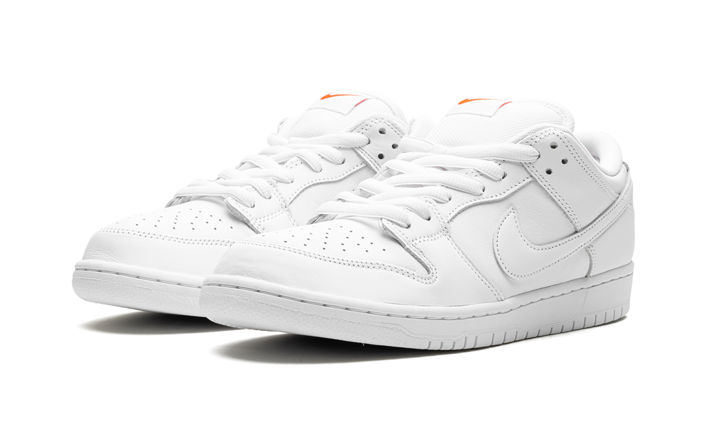 SB Dunk Low Pro "Triple White"