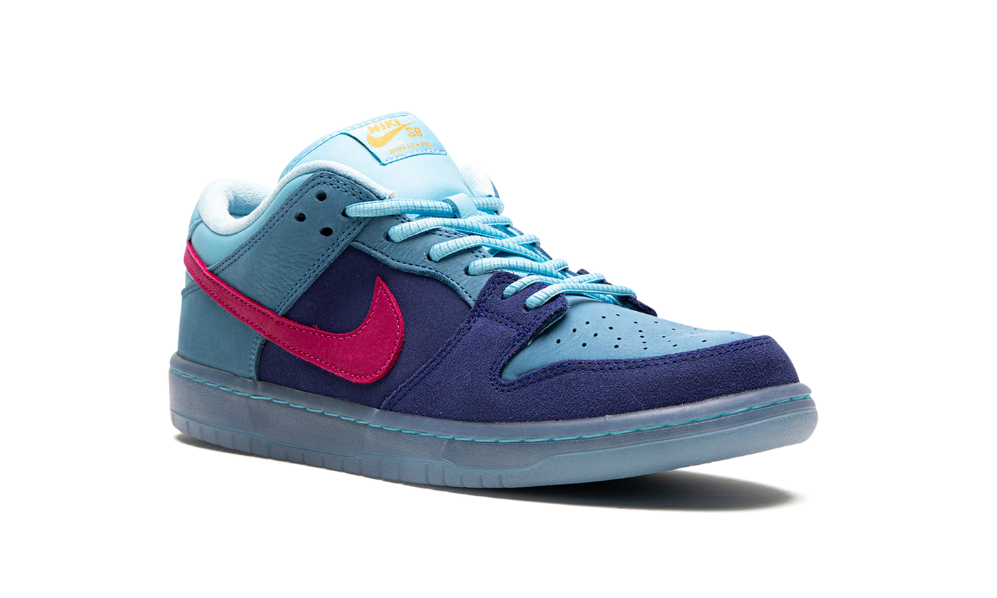 SB Dunk Low "Run The Jewels"