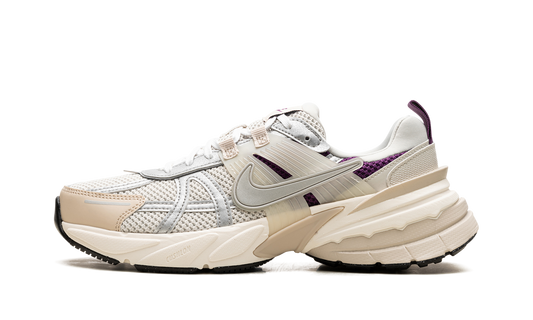 V2K Run Prm Wmns "Light Bone"