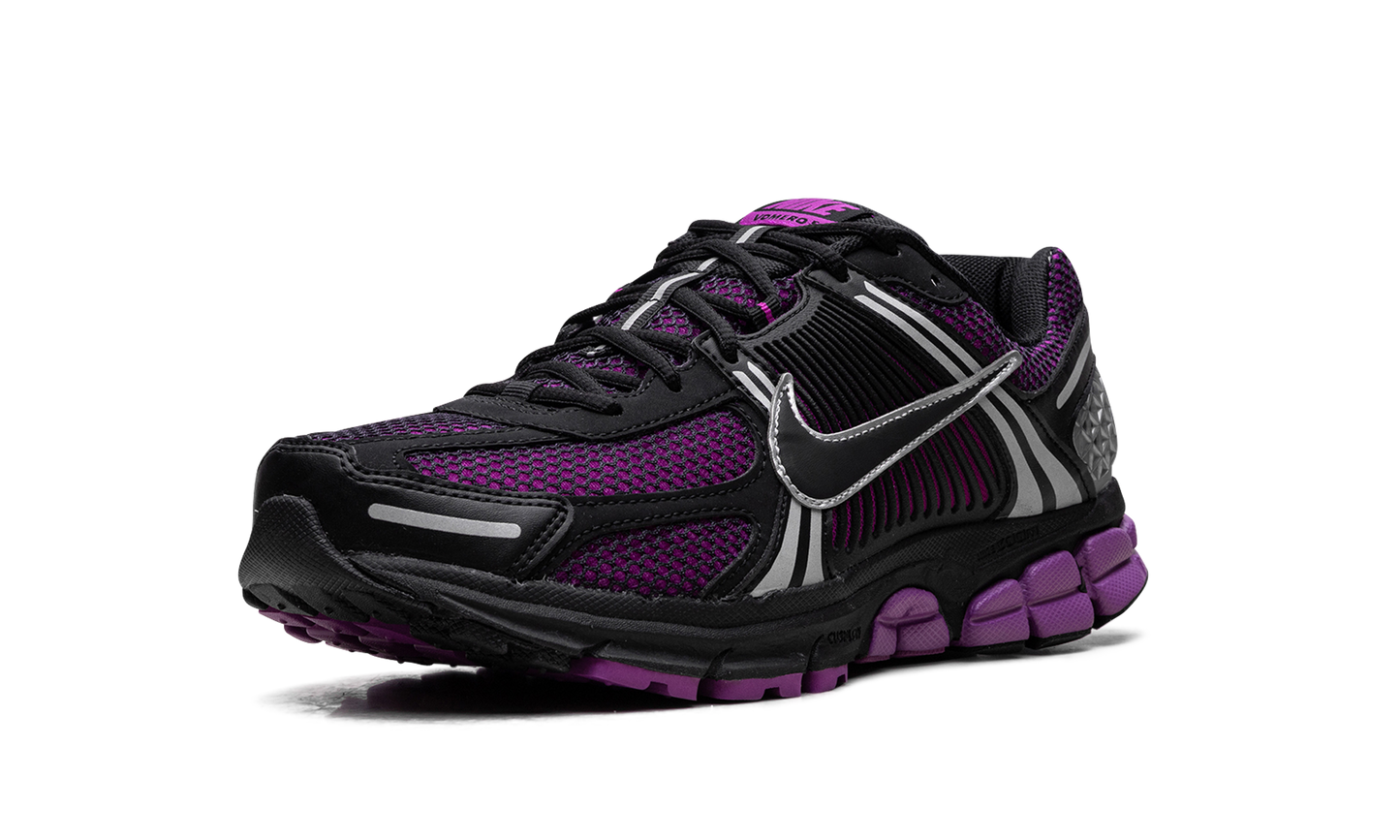 Zoom Vomero 5 "Black Vivid Purple"