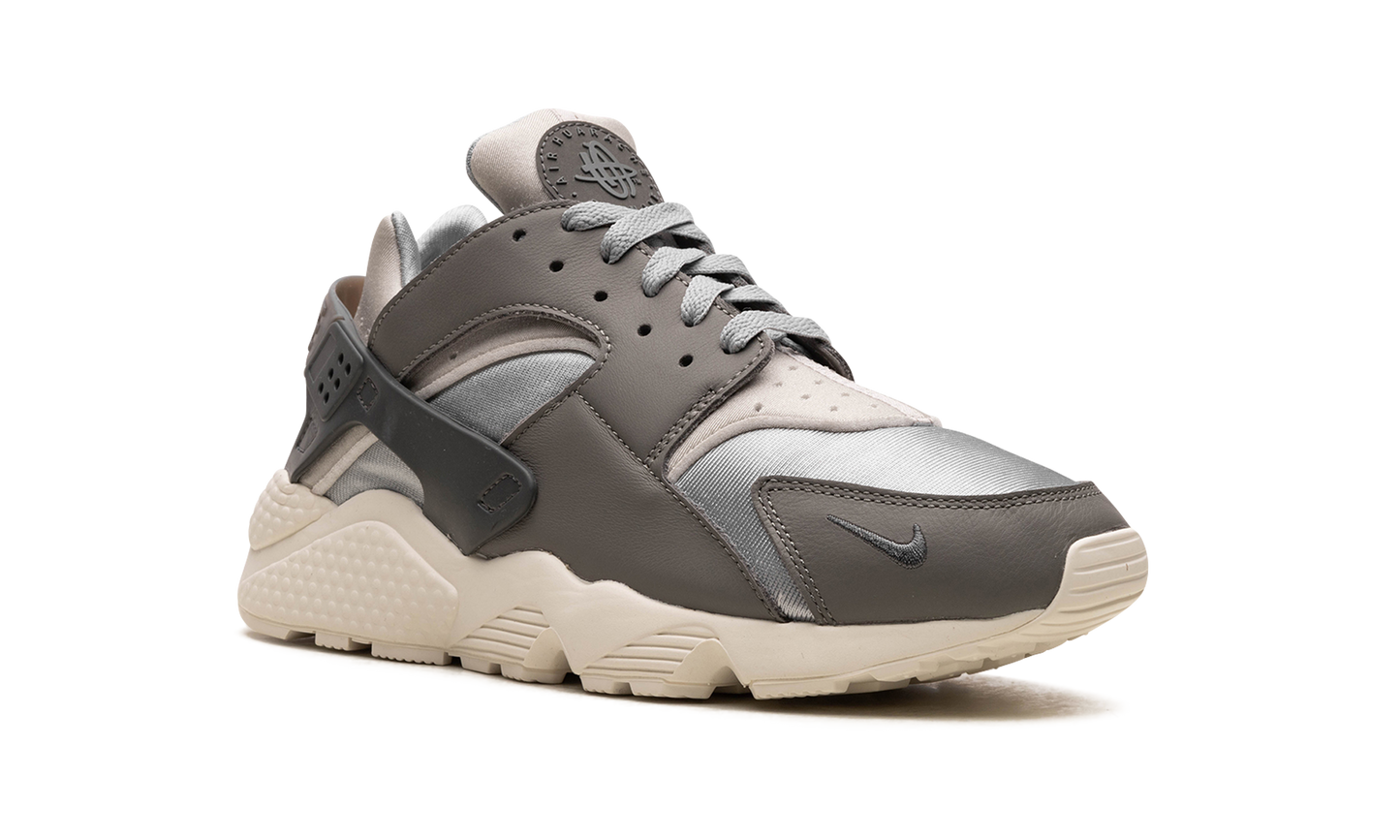 AIR HUARACHE "LIGHT SMOKE GREY"