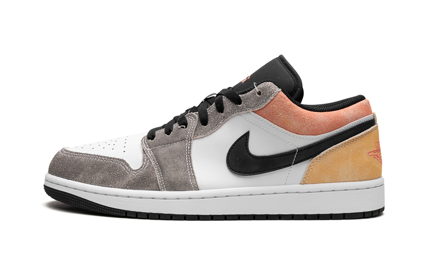 Air Jordan 1 Low SE "Flight Club"