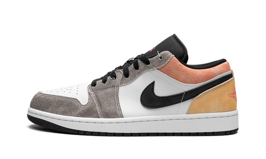 Air Jordan 1 Low SE "Flight Club"