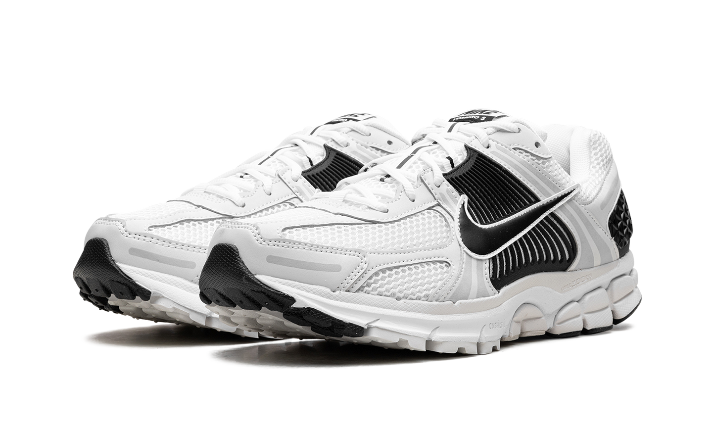 Zoom Vomero 5 "White / Black"
