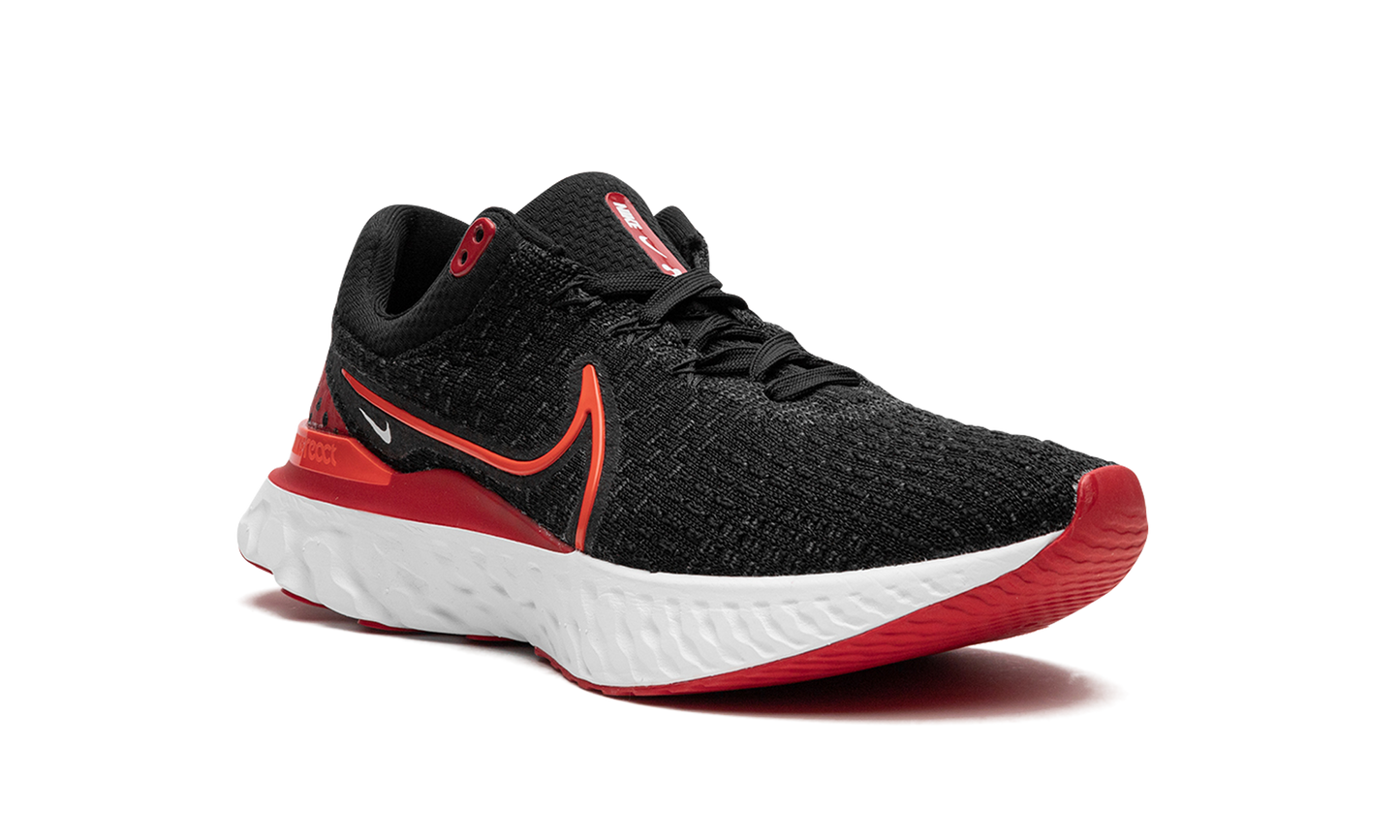 REACT INFINITY RUN FK 3 MNS WMNS "Blasck University Red"