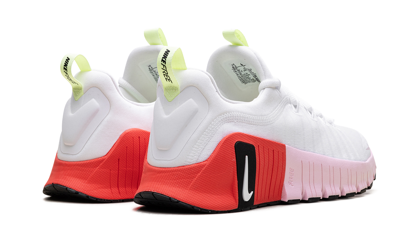 Free Metcon 6 WMNS "White Barely Volt Bright Crimson Pink Foam"