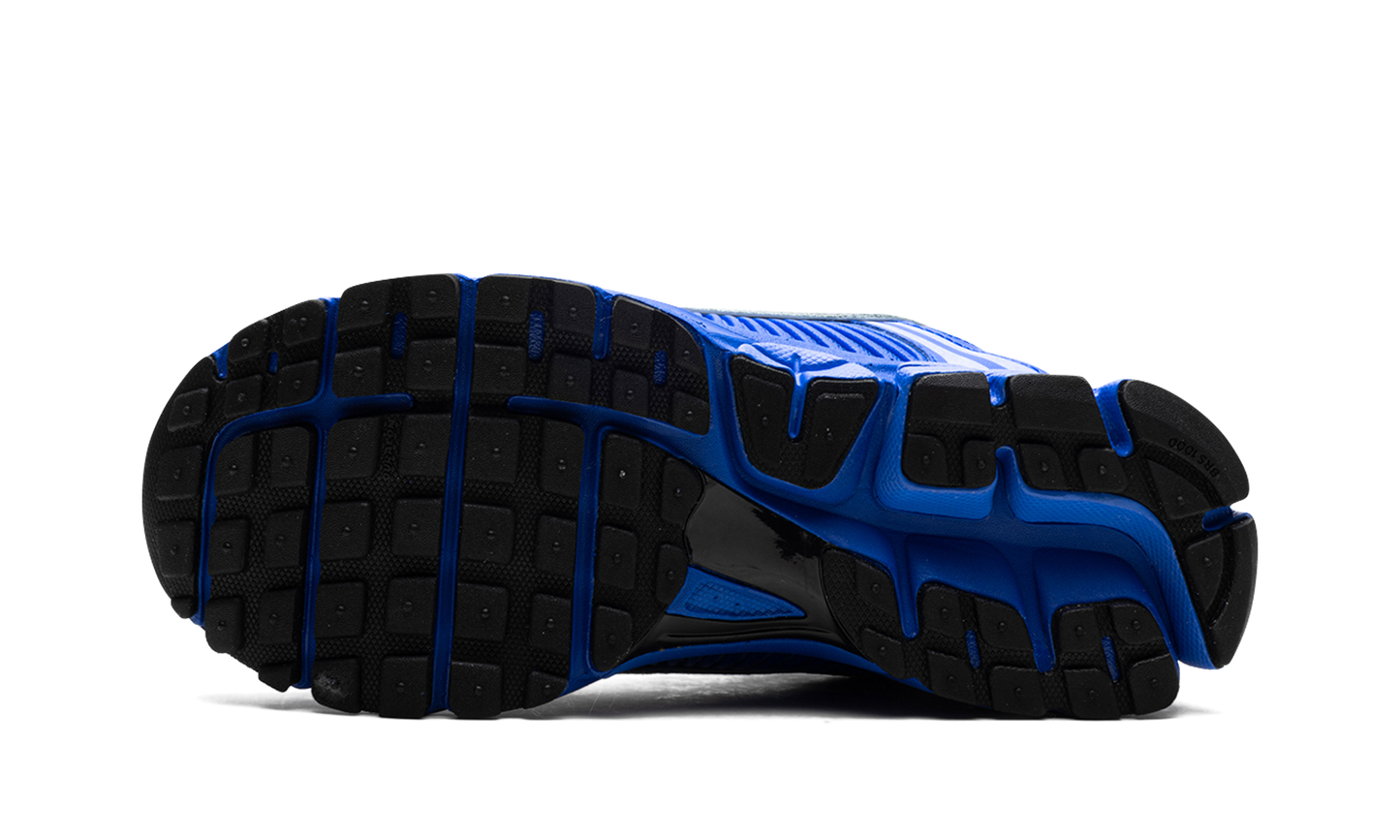 Zoom Vomero 5 WMNS "Racer Blue"