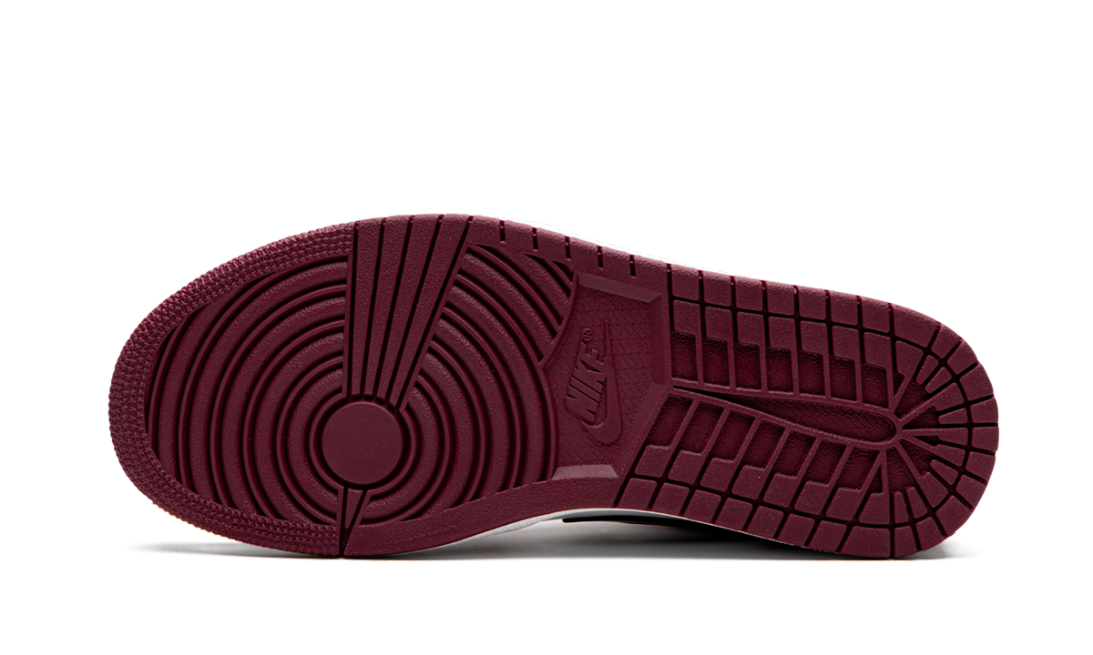 Air Jordan 1 Low "Noble Red"