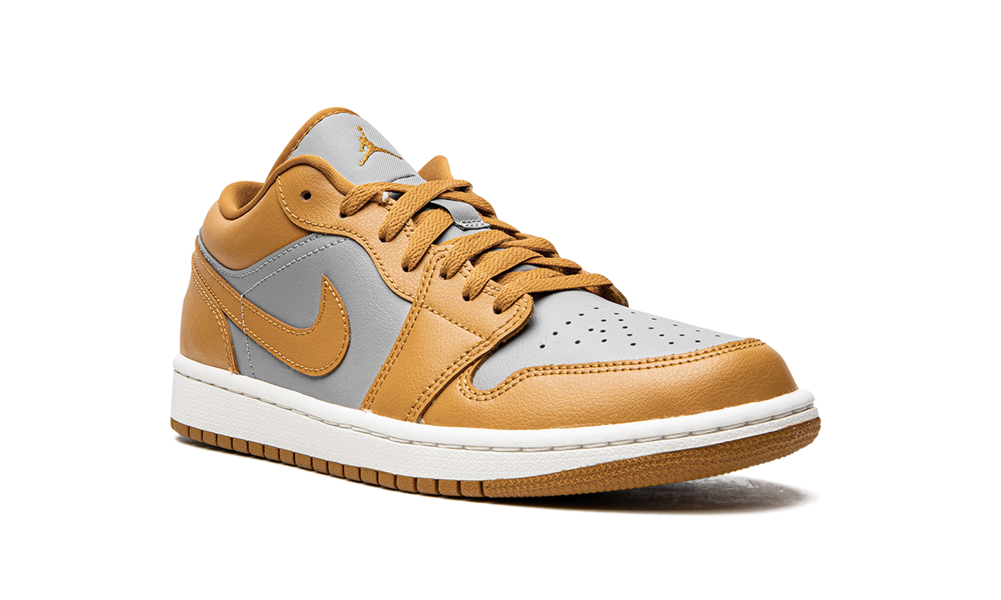 AIR JORDAN 1 LO WMNS "Chutney"