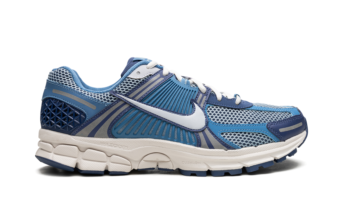 Zoom Vomero 5 "Worn Blue"