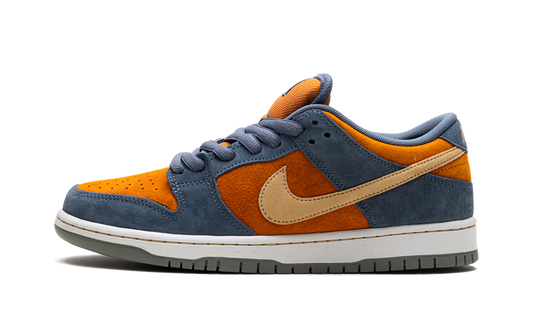 SB Dunk Low Pro "Light Carbon"