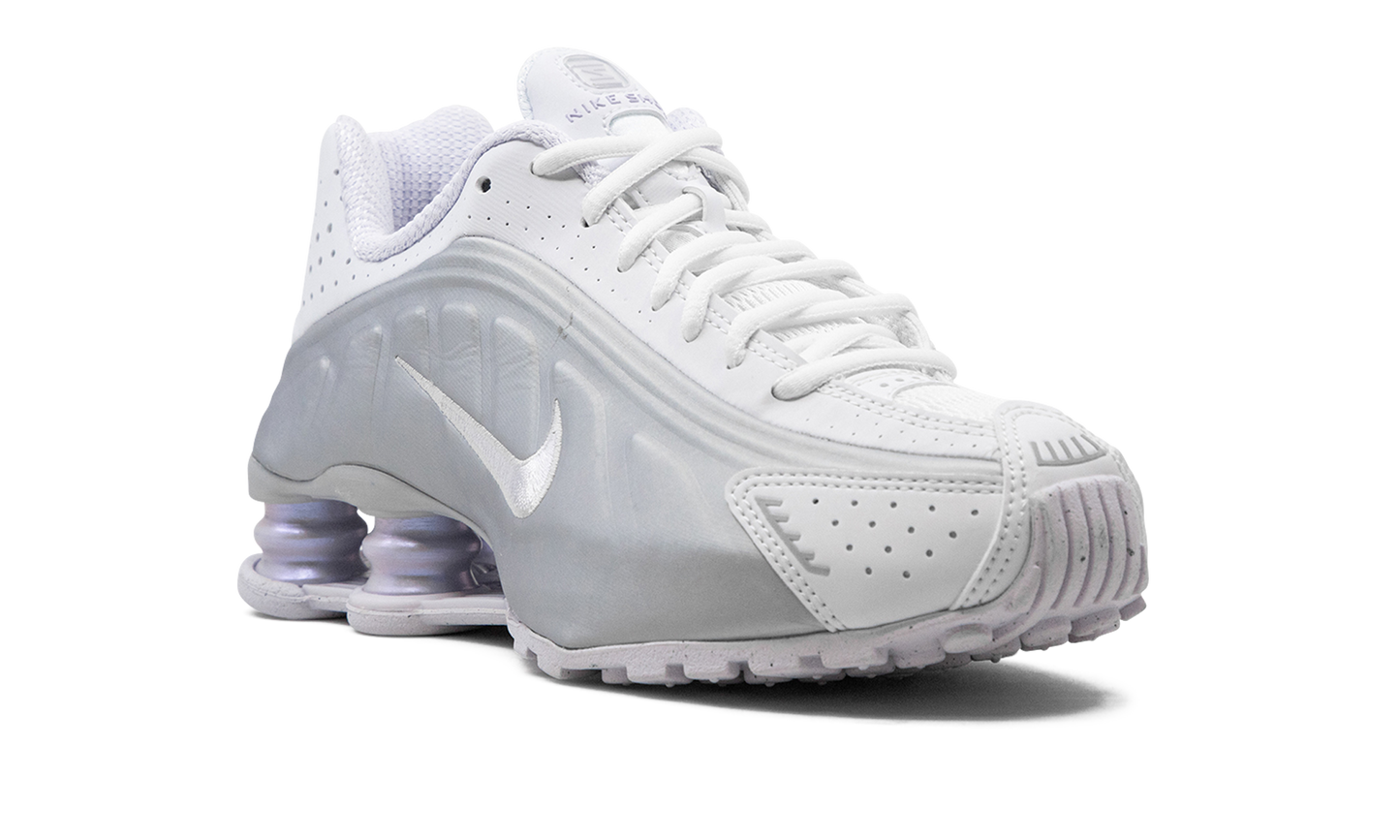 Shox R4 WMNS "White Metallic Platinum"